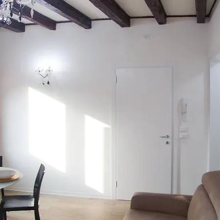 Ca' Canal View Apartment